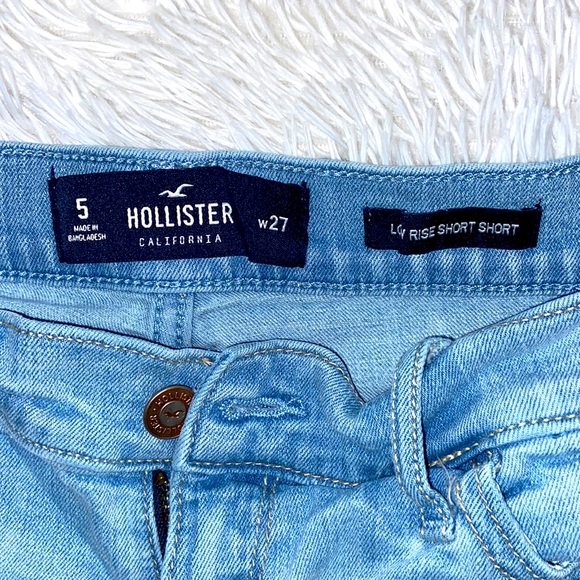 Hollister light-washed denim shorts - Picture 2 of 3
